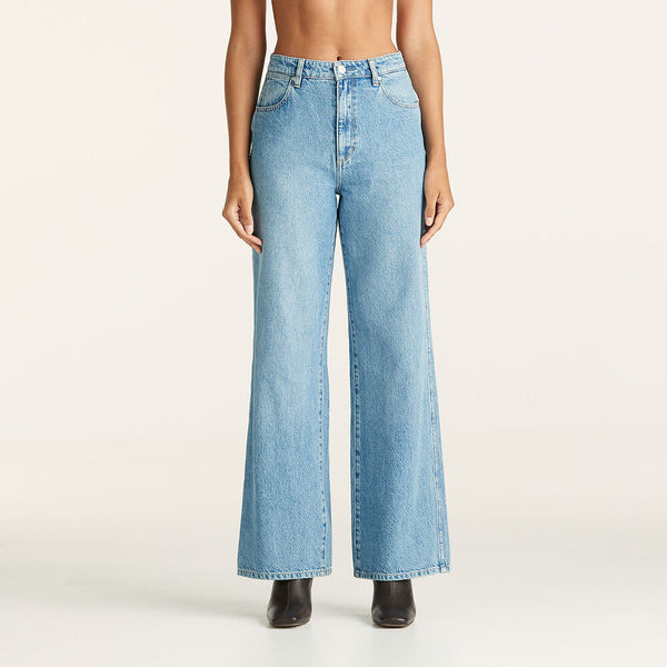 Wrangler - Hi Bells Rolling Blues Wide Flare
