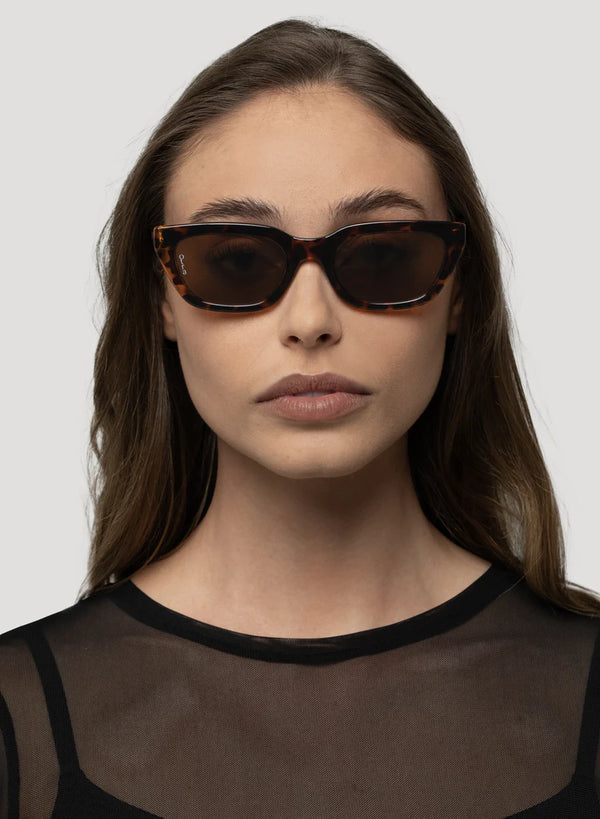 Otra Sunglasses - Nove Tort/Brown