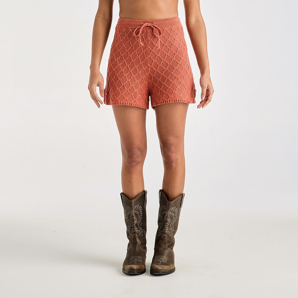 Scallop Short - White Twill