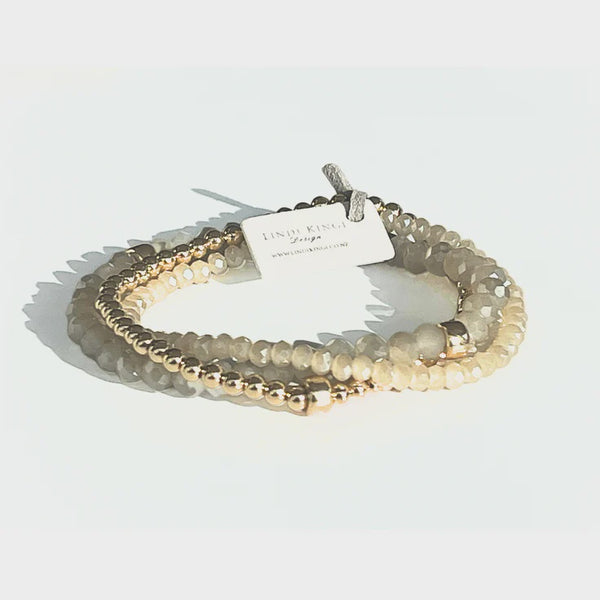Lindi Kingi - Beaded Bracelet Smoke&Gold Bracelet Set