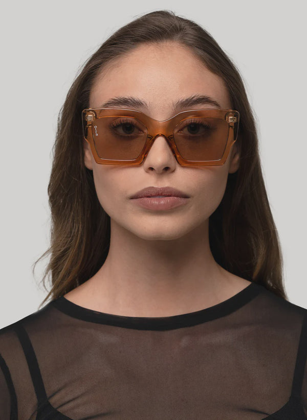 Otra Sunglasses - Pipa Transparent Gold/Brown