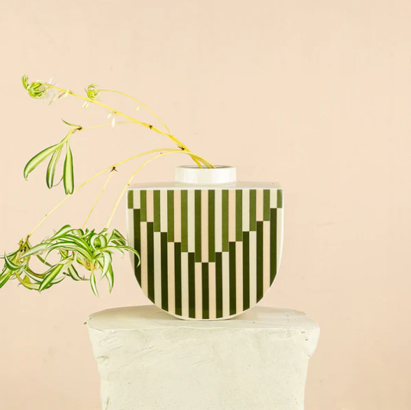 Erin Lightfoot - Sunroom Boat Vase